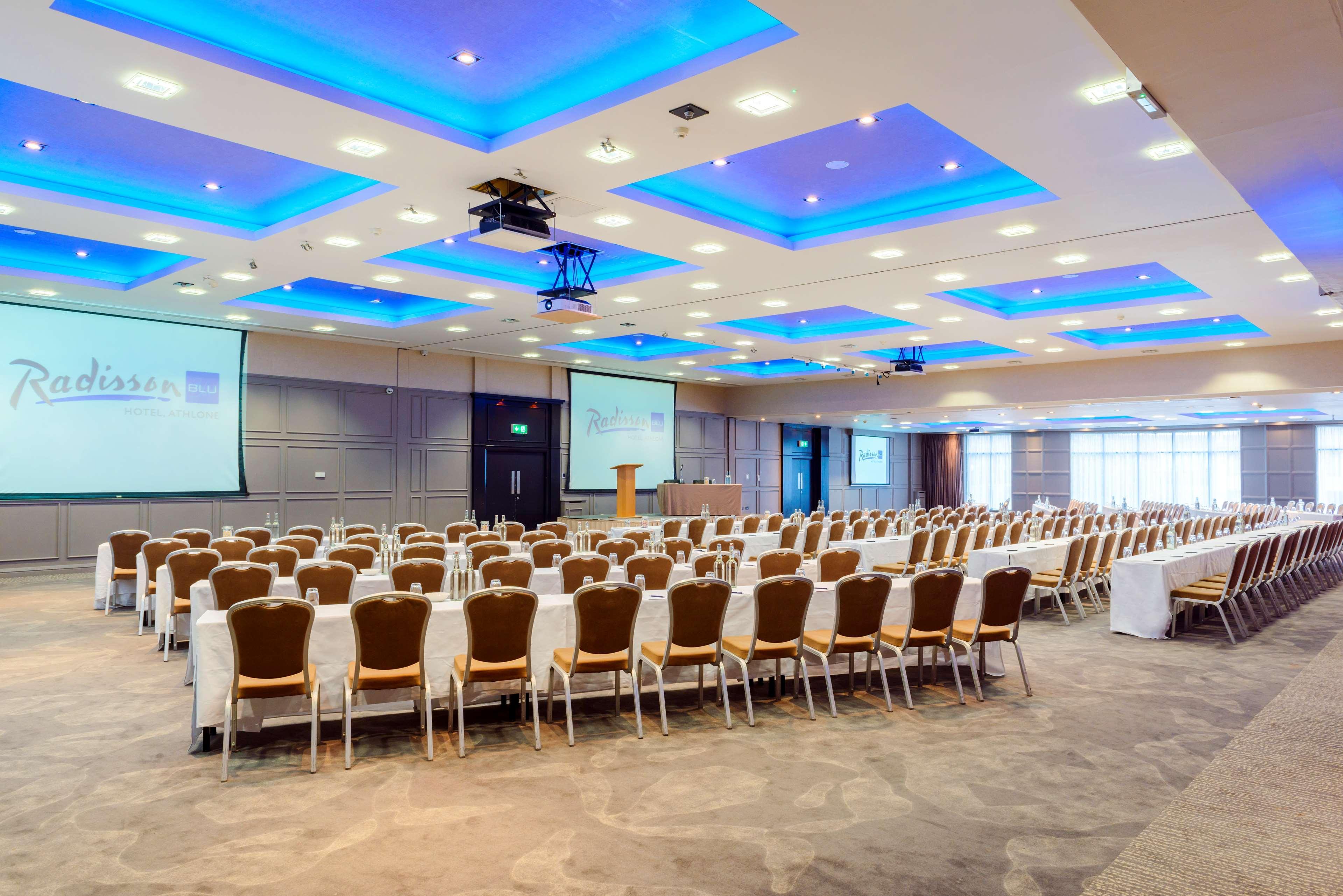 Radisson Blu Hotel, Athlone Exterior foto