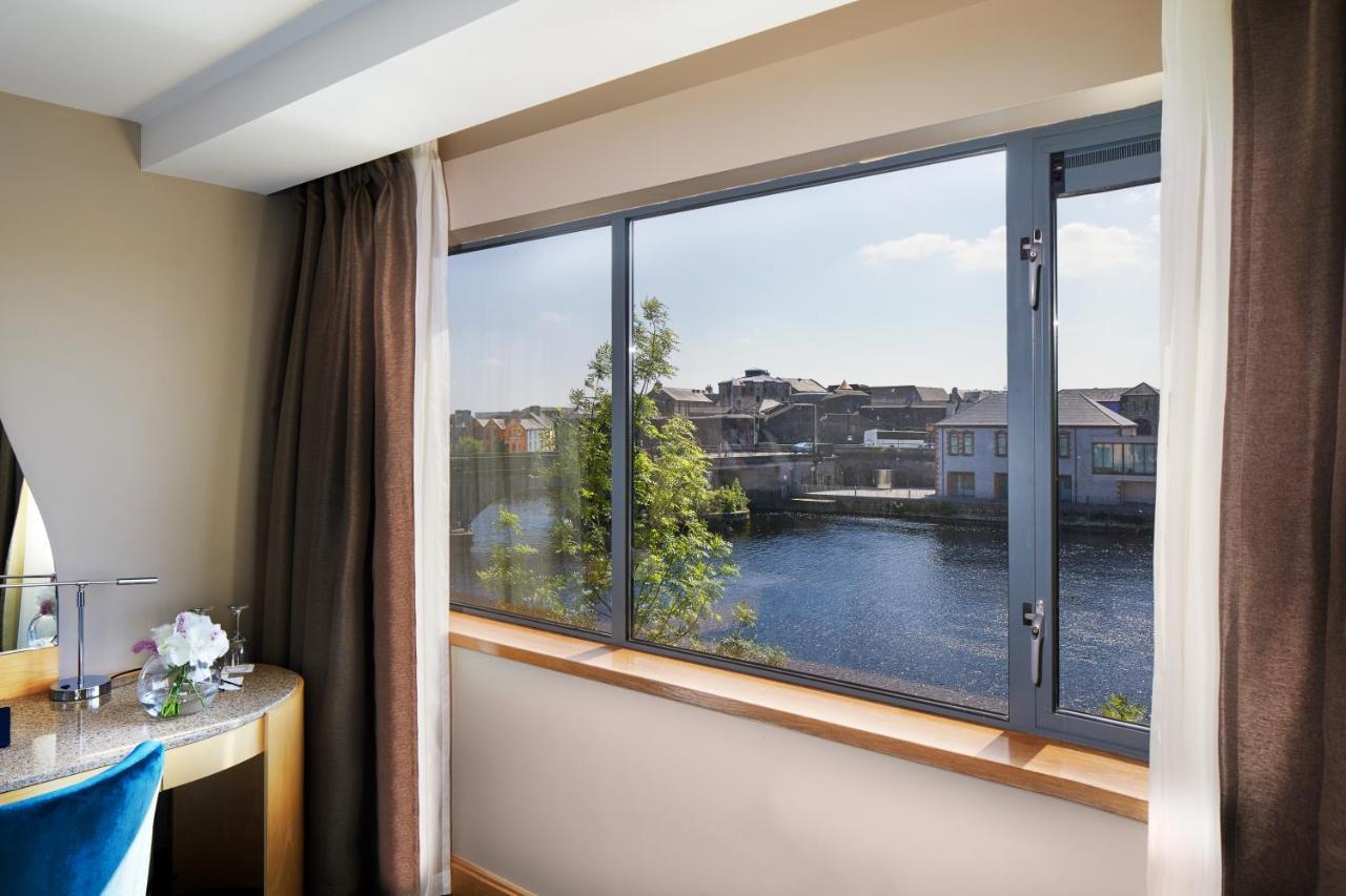 Radisson Blu Hotel, Athlone Exterior foto